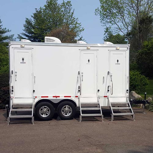 Stone Industries 3-Station Restroom Trailer